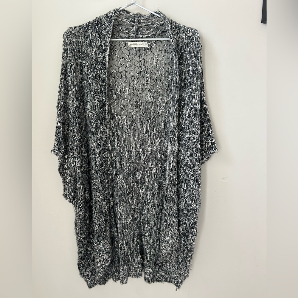 Women's Black and White Sweater